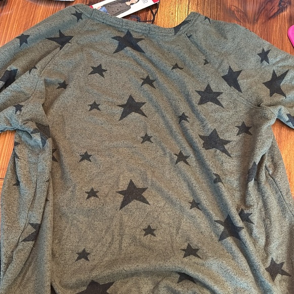 Buffalo long sleeve top, New with tags - Picture 5 of 7